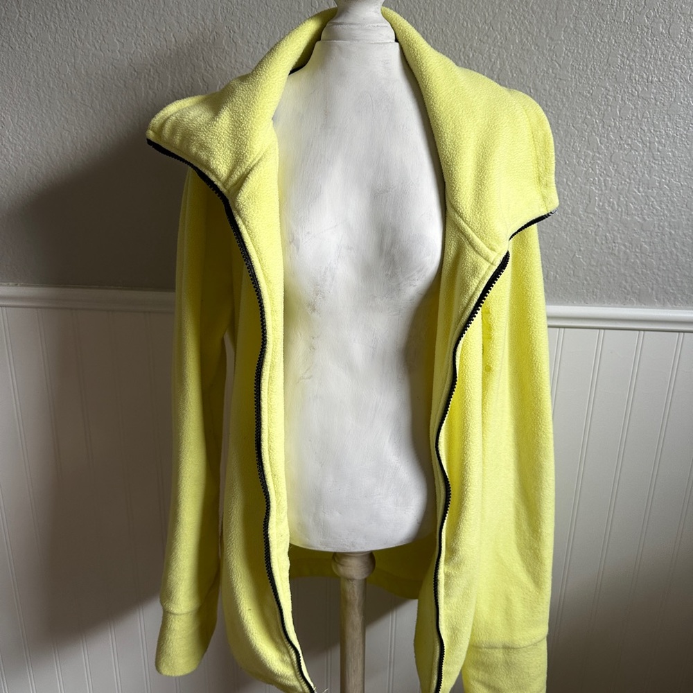 Calvin Klein Yellow Performance Jacket - image 3